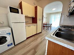 Terraced House With Private Garden