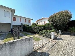 Terraced House With Private Garden