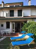 Amazing Villa With Private Garden and Pool