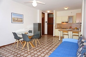 Welcoming Flat With Charming Pool View Terrace