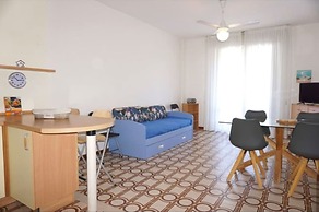 Welcoming Flat With Charming Pool View Terrace