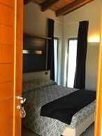 Room in Guest Room - Bright and Spacious Double-room