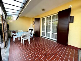 Terraced House With Garden