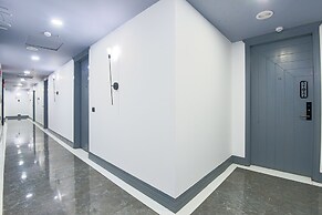 BedChambers Serviced Apartment, MG ROAD