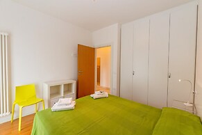 Torbole Relax, Pool & Balcony Apartment 2