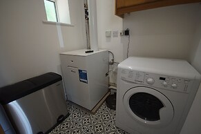 Vale of Belvoir Idilic Country Village Retreat