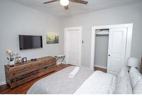 Remodeled Modern 1br/1ba Apt2 Near Dtwn 5min Pearl