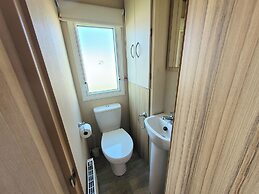 St Osyth- Sleeps8-freeparking-wifi-holidaypark