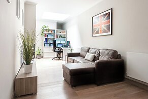 Red Lion Square by Onefinestay