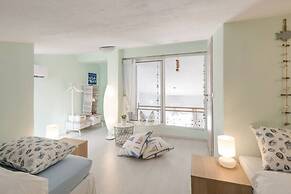 Fantastic Penthouse in Neos Marmaras