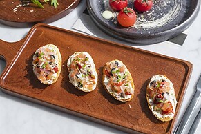 Crowne Plaza Xiamen Jimei by IHG