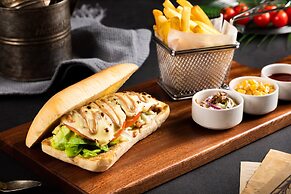 Crowne Plaza Xiamen Jimei by IHG