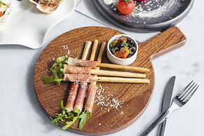 Crowne Plaza Xiamen Jimei by IHG