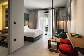 Bob W Akadimia Athens