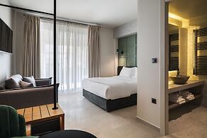 Bob W Akadimia Athens