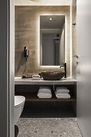 Bob W Akadimia Athens