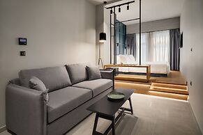 Bob W Akadimia Athens