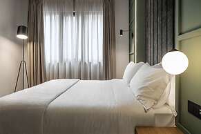 Bob W Akadimia Athens