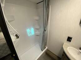 Givens Glamper Heartland W 3 Beds, Outdoor Pool, Views for Days