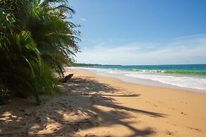 La Coralina Island House