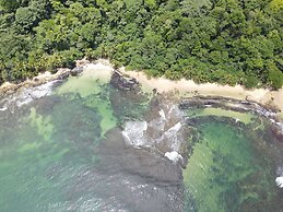 La Coralina Island House