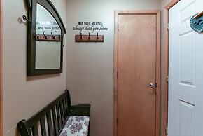 Welcome Inn- Pools - Great Balcony - Trails to Fishing -SO Close to Sd