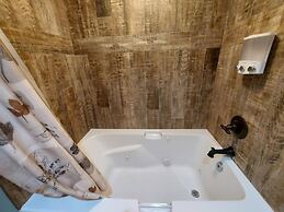 Solace Space at Foothills - Close To All Of Branson - Luxury Comfort