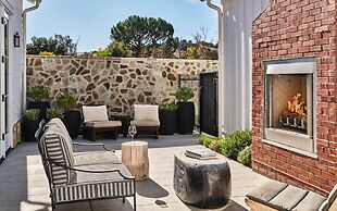 The Inn at Mattei's Tavern, Auberge Collection