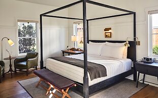 The Inn at Mattei's Tavern, Auberge Collection