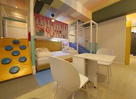 Almond Kids Hotel