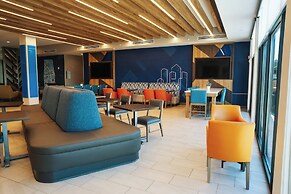 Holiday Inn Express & Suites McCalla - Birmingham West by IHG