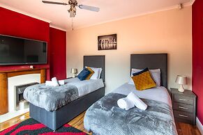 4br-7guests-freeparking-garden-wifi