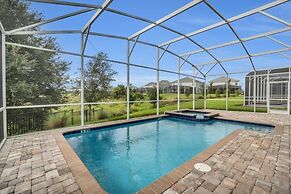 8 Bed Pool/spa In Champions Gate Resort! 8 Bedroom Villa by Redawning