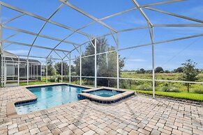 8 Bed Pool/spa In Champions Gate Resort! 8 Bedroom Villa by Redawning