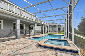 8 Bed Pool/spa In Champions Gate Resort! 8 Bedroom Villa by Redawning