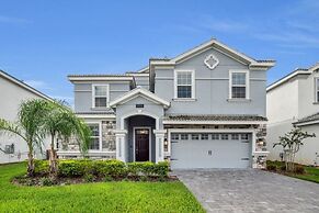 8 Bed Pool/spa In Champions Gate Resort! 8 Bedroom Villa by Redawning