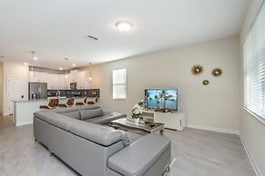 8 Bed Pool/spa In Champions Gate Resort! 8 Bedroom Villa by Redawning