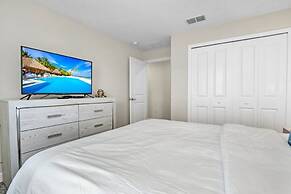 Brand New Storey Lake Resort With Water Slides 4 Bedroom Townhouse by 