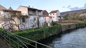 Sandomil Riverbeach Tiny House