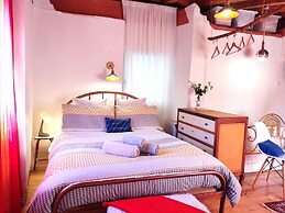 Sandomil Riverbeach Tiny House