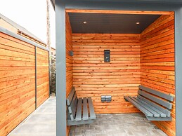 The Court Room at The Institute Executive Apartments