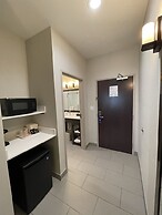 Comfort Inn & Suites Balch Springs - SE Dallas
