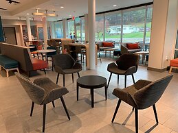 Avid Hotels Salem by IHG