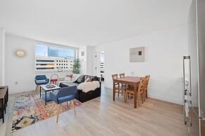 TWO Separate Stylish Cozysuites on the Boardwalk