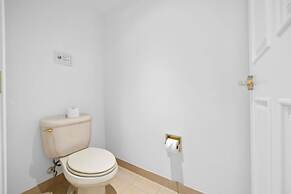 2BR/3BA Beachfront Rental in Town by CozySuites