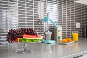 Panoramic Sea Views Coastal Escape by Sea N' Rent