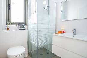 Panoramic Sea Views Coastal Escape by Sea N' Rent