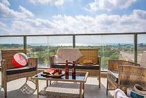 Panoramic Sea Views Coastal Escape by Sea N' Rent