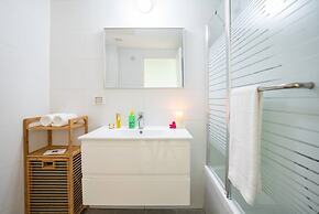 Panoramic Sea Views Coastal Escape by Sea N' Rent