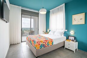 Panoramic Sea Views Coastal Escape by Sea N' Rent